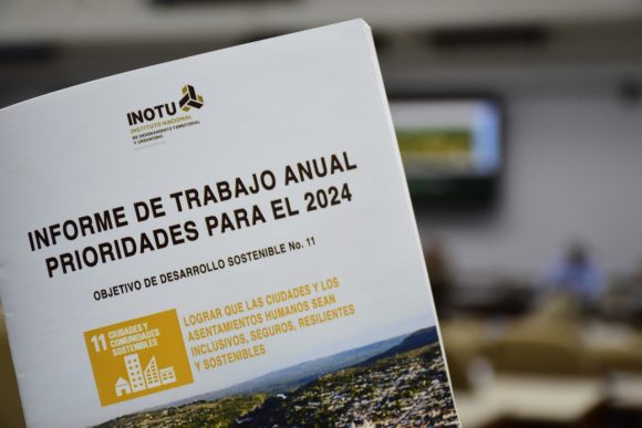 Llama Díaz-Canel a avanzar en digitalización del ordenamiento territorial